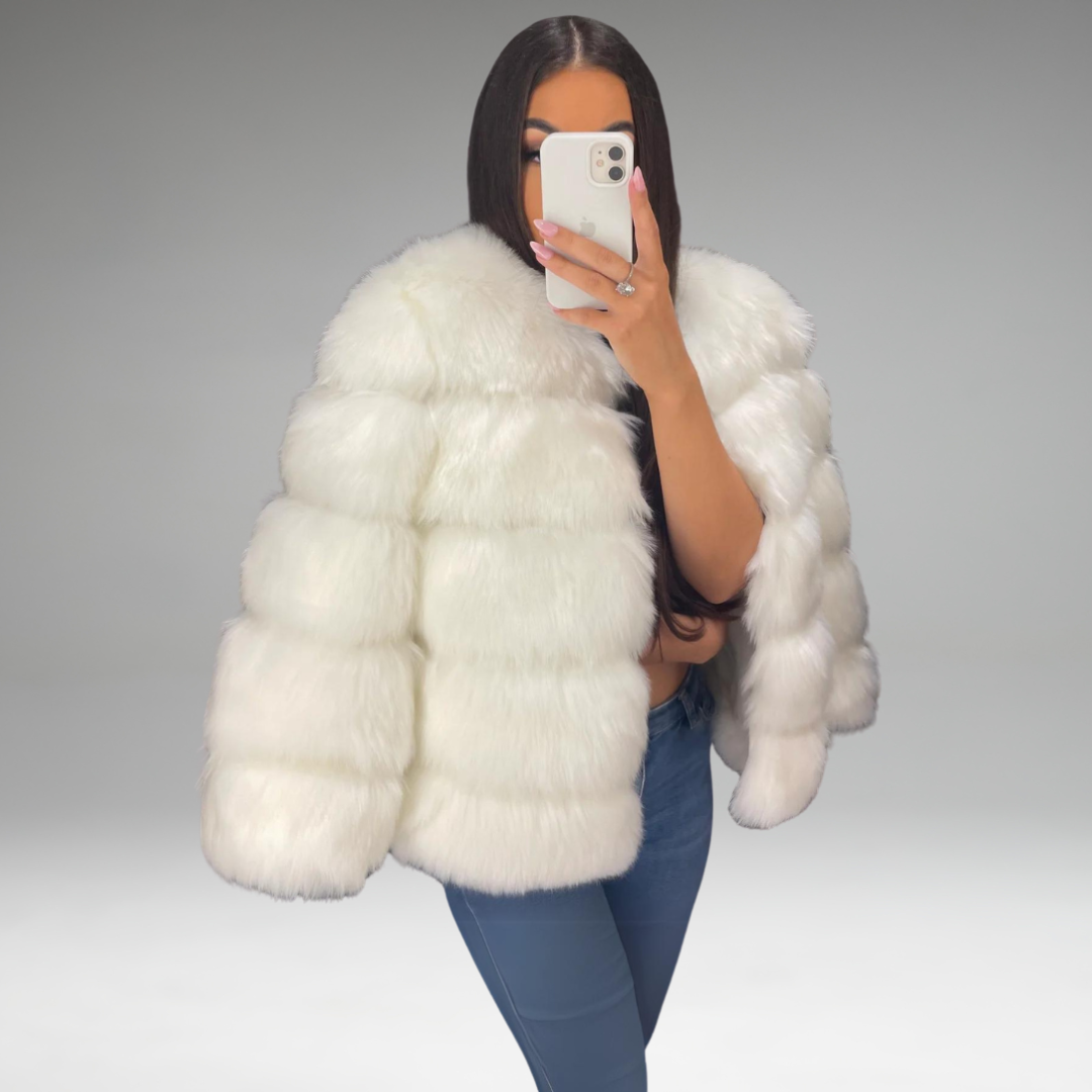 Tarynna - Cozy Faux Fur Jacket