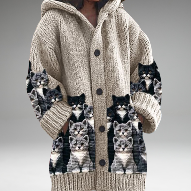 Annelie™ | Warm women's sweater with buttons and a hood.