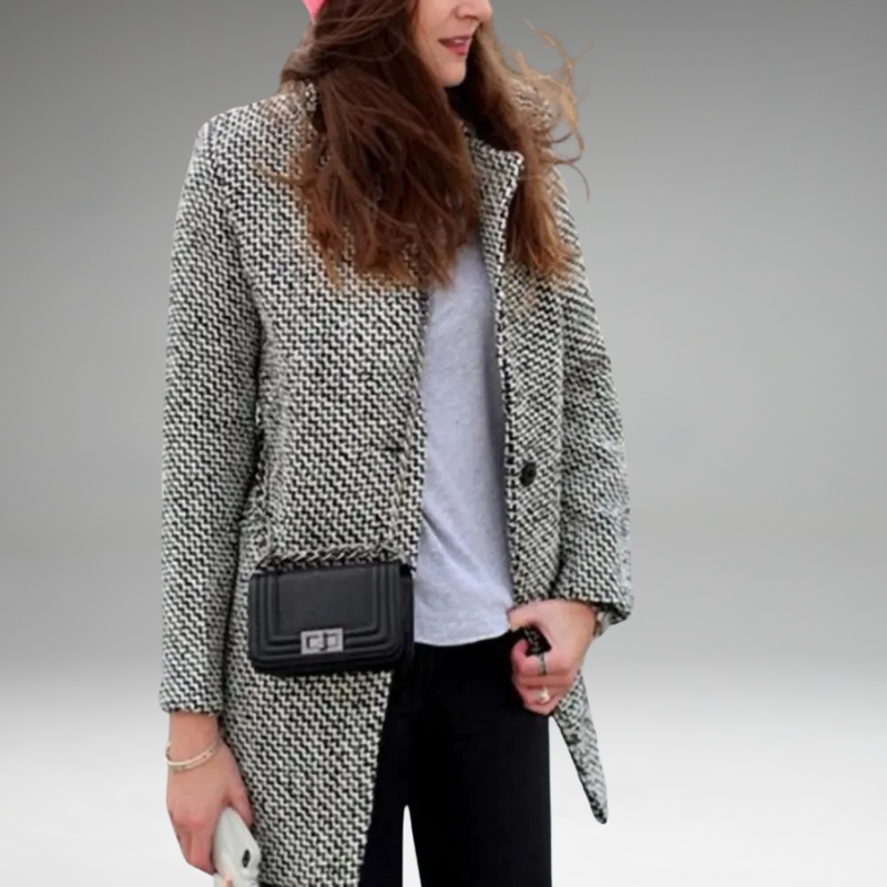 Fiona - Classic Houndstooth Coat