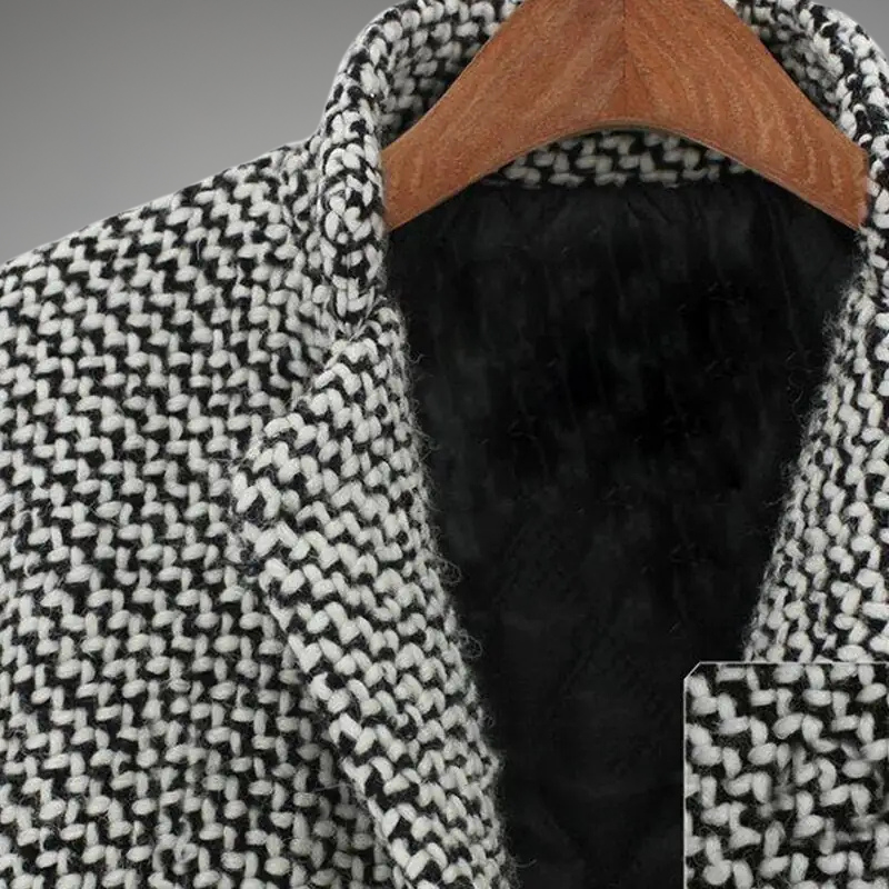 Fiona - Classic Houndstooth Coat