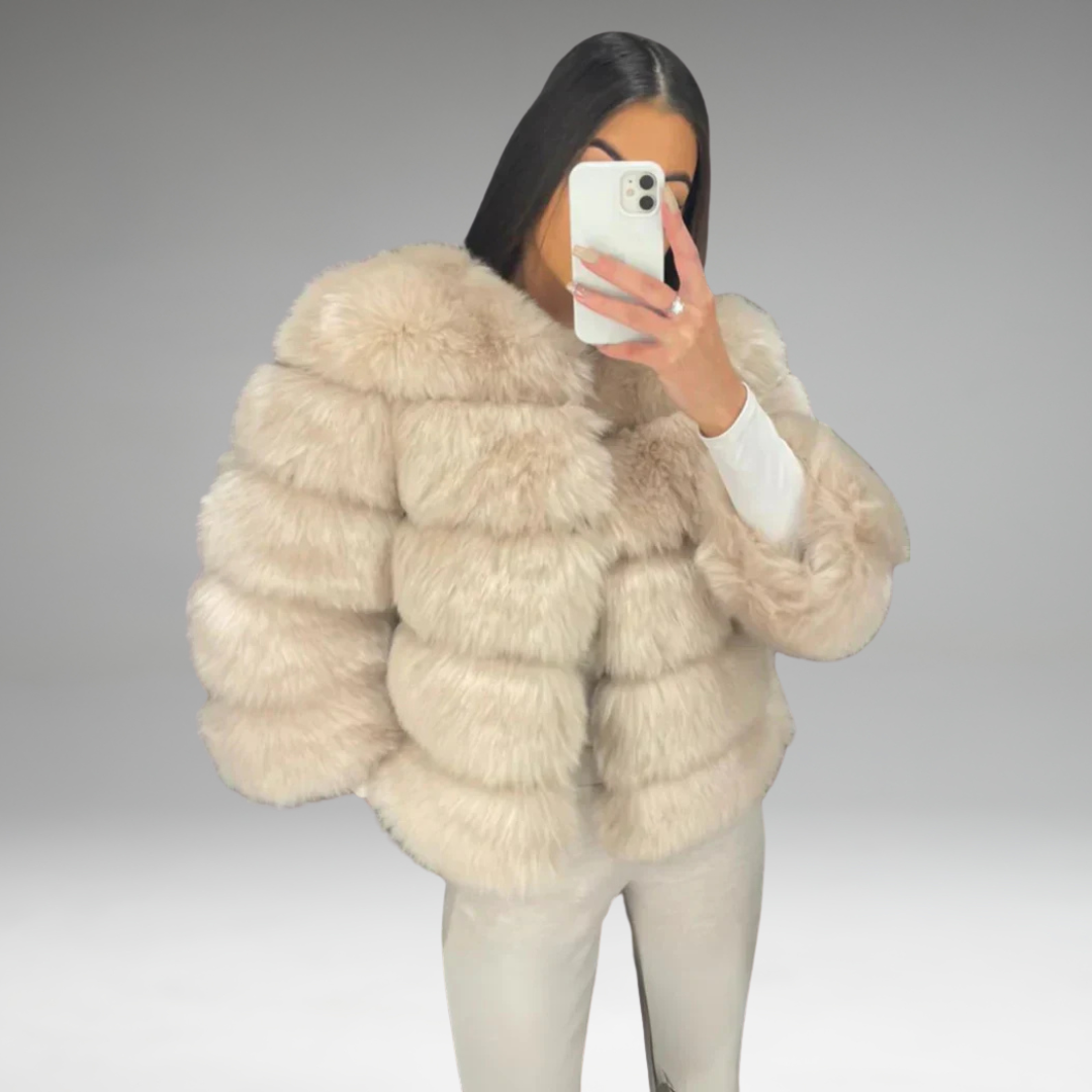 Tarynna - Cozy Faux Fur Jacket