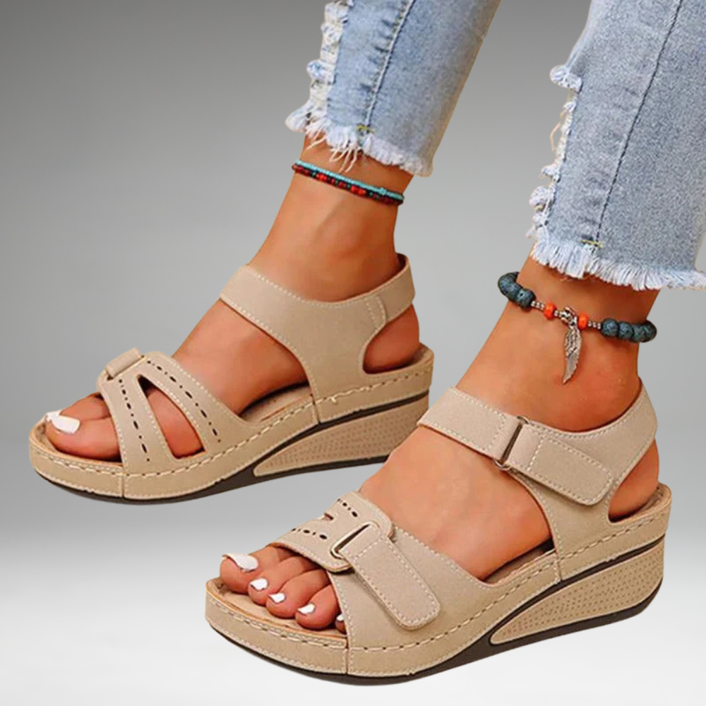 ANIKA | Comfortable sandals