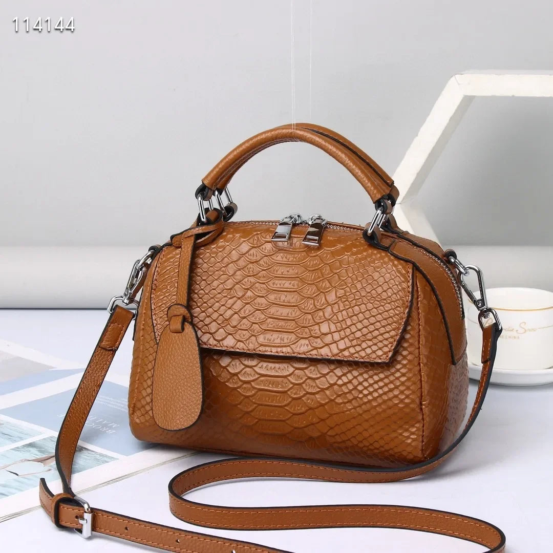 Amara - Compact Bag