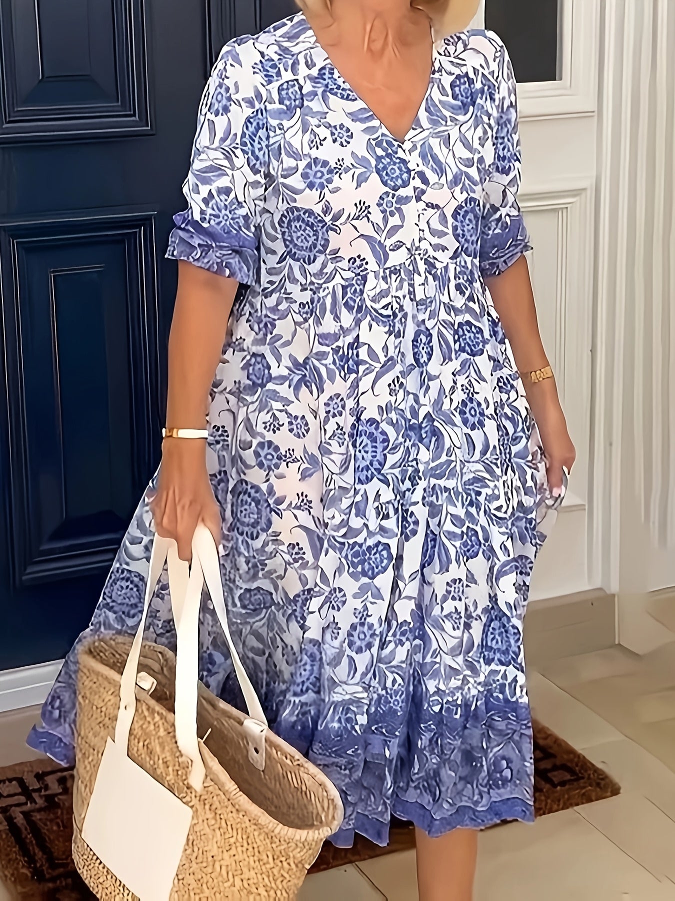 Luna – Elegant Floral Dress
